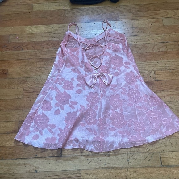 Vintage Victorias Secret Pink Floral Slip Size Medium - Picture 5 of 5